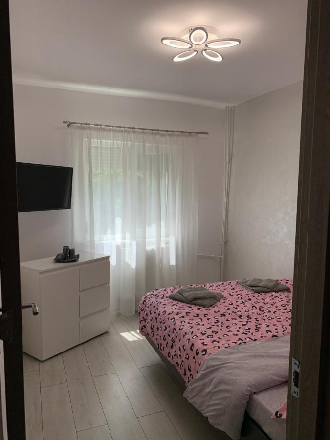 Apartament Regim Hotelier Oradea Dış mekan fotoğraf